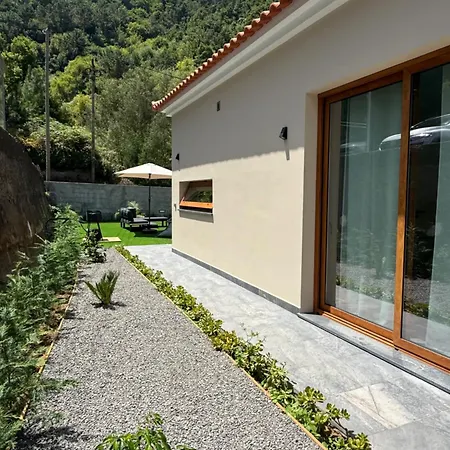 Refugio Da Ribeira Дом отдыха *