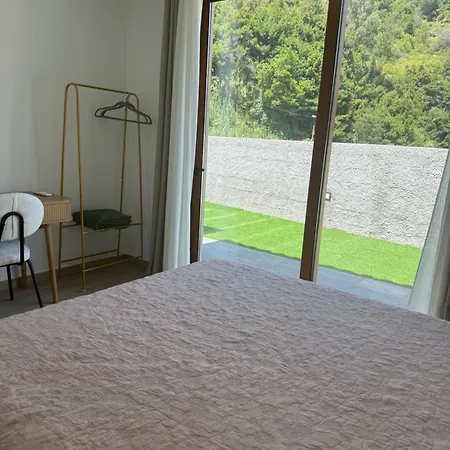 Refugio Da Ribeira بيت للعطل *